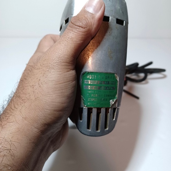 VINTAGE STANLEY CORDED DRILL MODEL 4031 3/8" DRILL TESTED WORKING - Picture 7 of 8